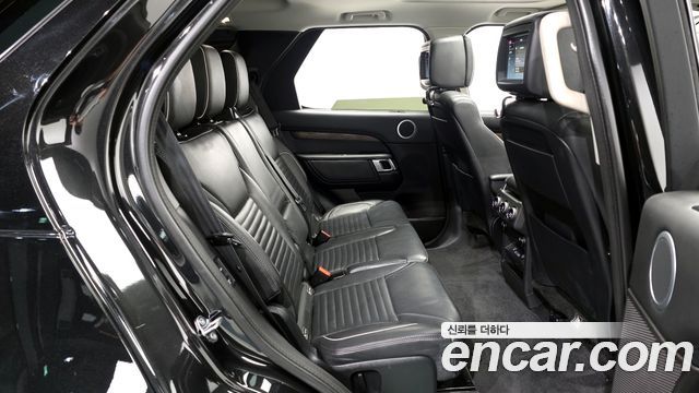 Land Rover Discovery 3.0 TD6 HSE Luxury
