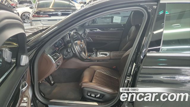 BMW 7-Series 740i M Sport