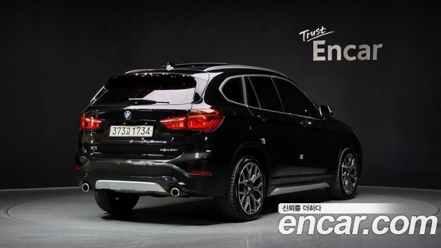 BMW X1 xDrive 20i xLine