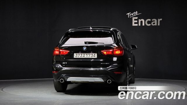 BMW X1 xDrive 20i xLine