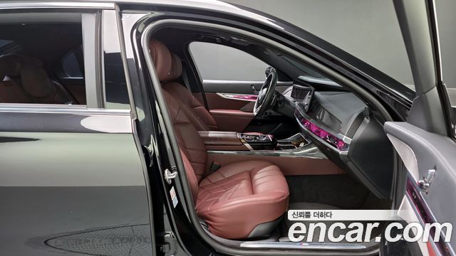 BMW 7-Series 740i sDrive M Sport