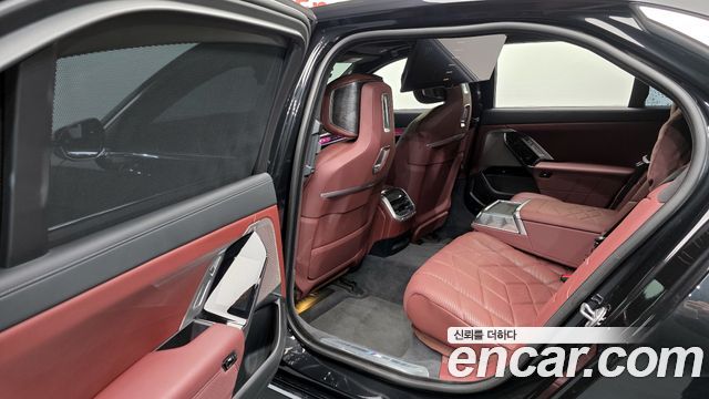 BMW 7-Series 740i sDrive M Sport
