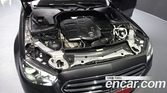 Mercedes-Benz E-Class E220d 4MATIC Exclusive