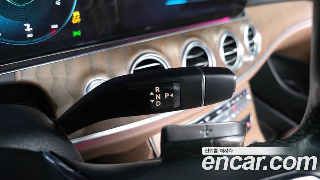 Mercedes-Benz E-Class E220d 4MATIC Exclusive