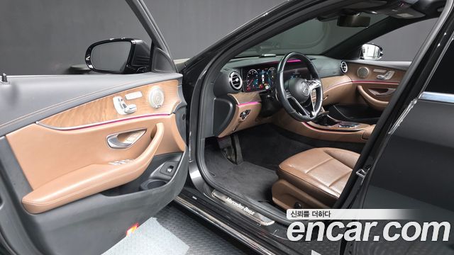Mercedes-Benz E-Class E220d 4MATIC Exclusive