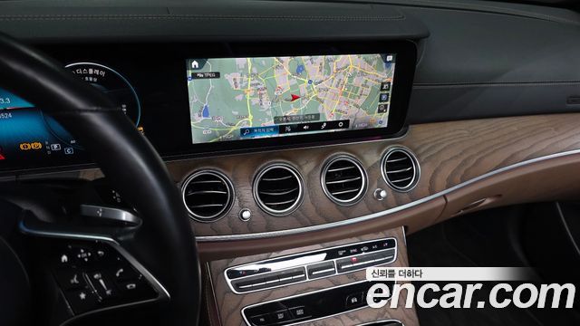 Mercedes-Benz E-Class E220d 4MATIC Exclusive