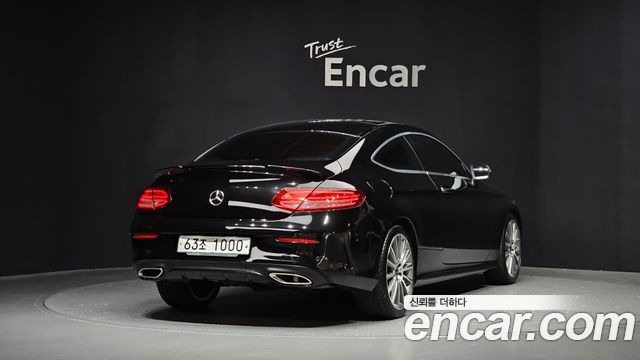 Mercedes-Benz C-Class C200 Coupe