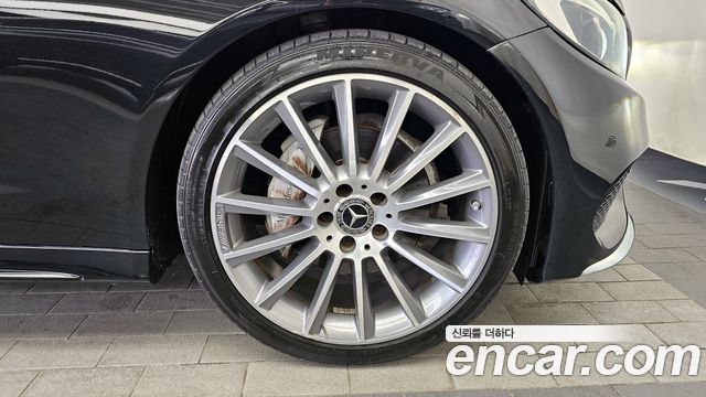 Mercedes-Benz C-Class C200 Coupe