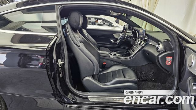 Mercedes-Benz C-Class C200 Coupe