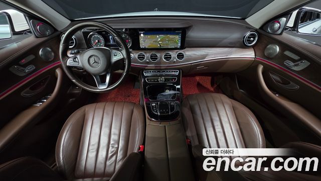 Mercedes-Benz E-Class E220d Exclusive
