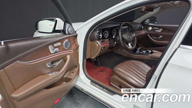 Mercedes-Benz E-Class E220d Exclusive