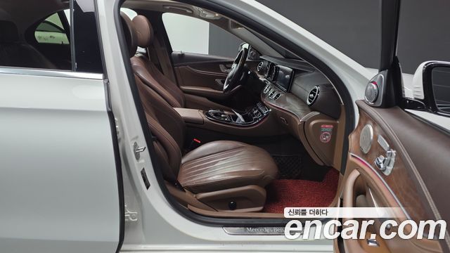 Mercedes-Benz E-Class E220d Exclusive