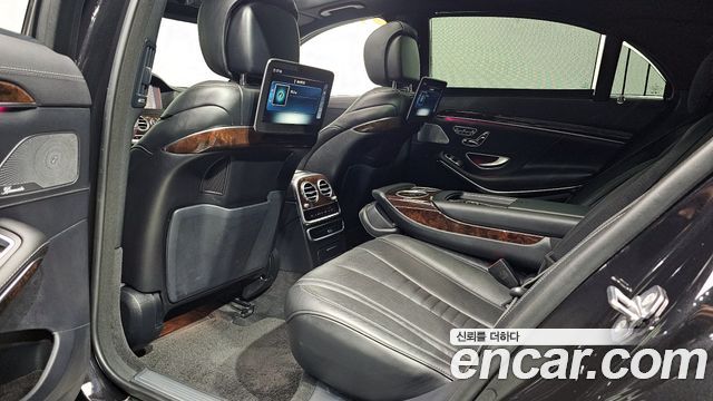 Mercedes-Benz S-Class S560L 4MATIC