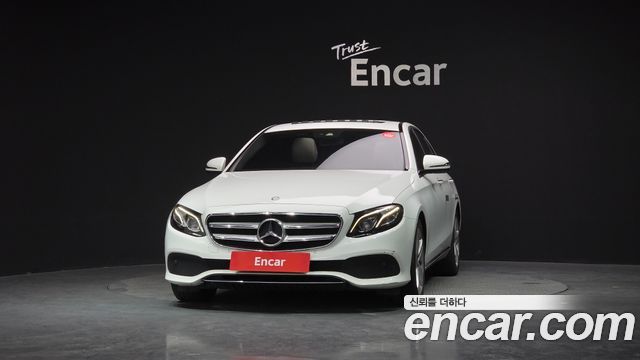 Mercedes-Benz E-Class E220d Avantgarde