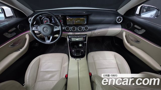 Mercedes-Benz E-Class E220d Avantgarde