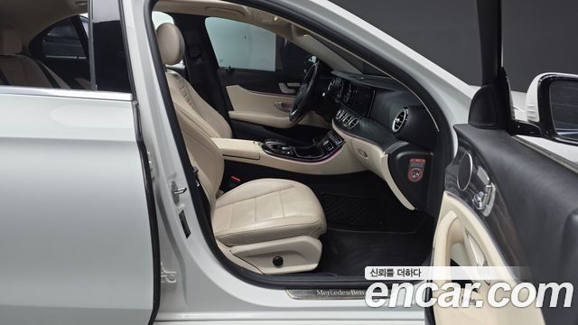 Mercedes-Benz E-Class E220d Avantgarde
