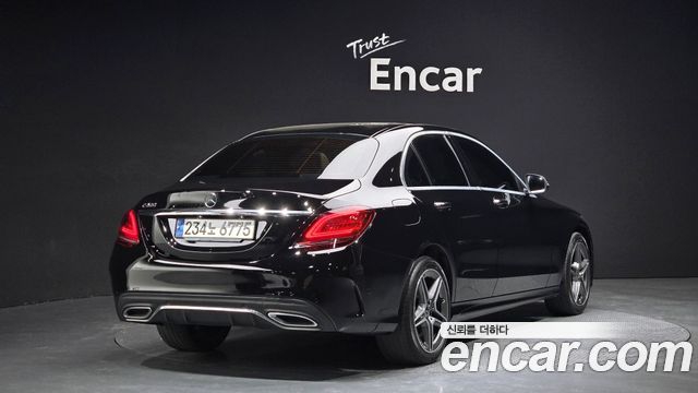 Mercedes-Benz C-Class C200 AMG Line