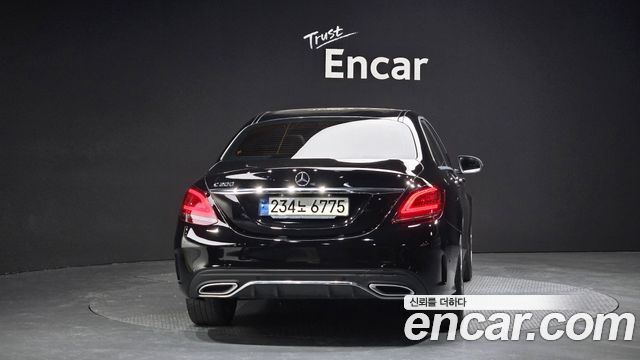 Mercedes-Benz C-Class C200 AMG Line