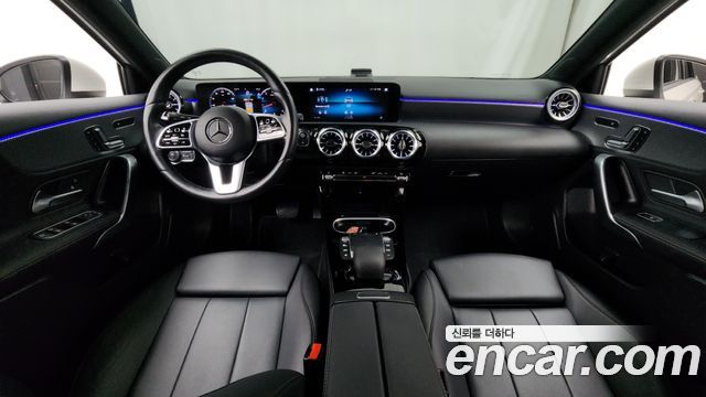 Mercedes-Benz A-Class A220 Hatchback