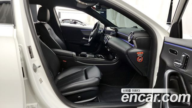 Mercedes-Benz A-Class A220 Hatchback