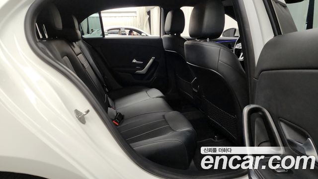 Mercedes-Benz A-Class A220 Hatchback