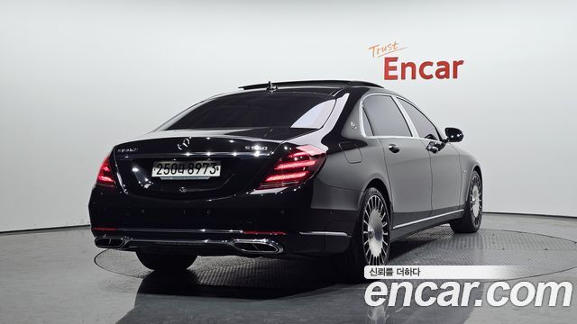 Mercedes-Benz S-Class Maybach S560 4MATIC