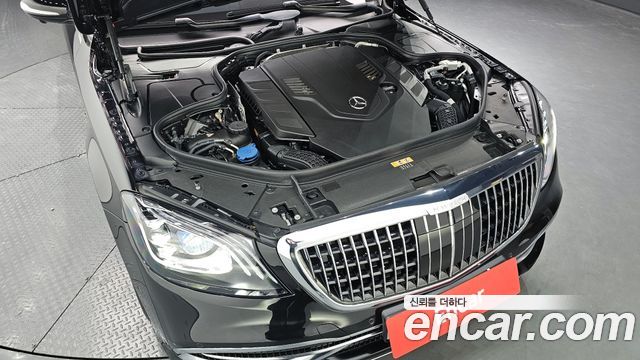 Mercedes-Benz S-Class Maybach S560 4MATIC