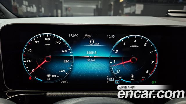Mercedes-Benz GLA-Class GLA250 4MATIC