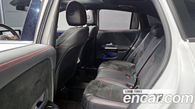 Mercedes-Benz GLA-Class GLA250 4MATIC