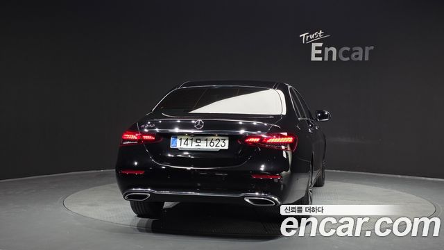Mercedes-Benz E-Class E250 Avantgarde