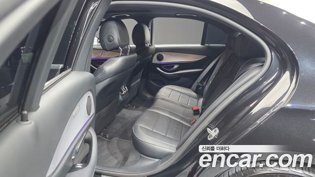 Mercedes-Benz E-Class E250 Avantgarde