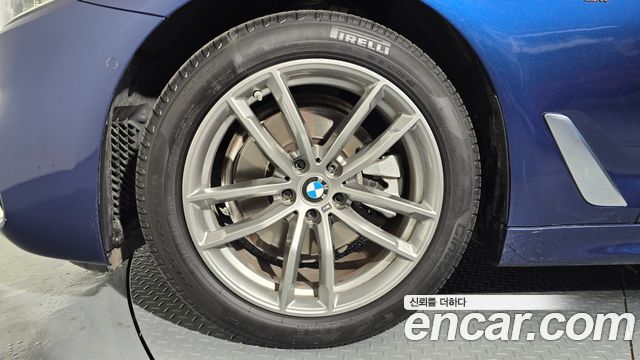 BMW 5-Series 520i M Sport