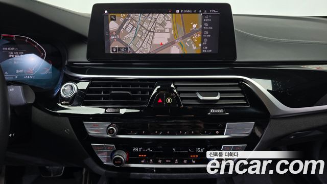 BMW 5-Series 520i M Sport