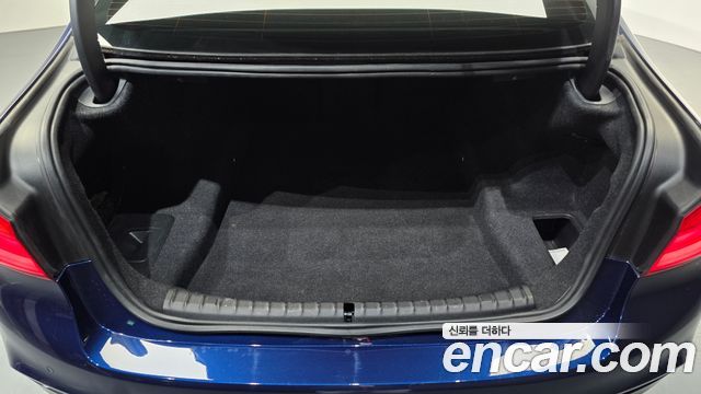 BMW 5-Series 520i M Sport