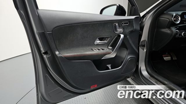 Mercedes-Benz A-Class AMG A45 4MAITC+ Hatchback