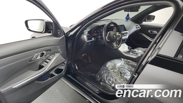 BMW 3-Series 320i M Sport