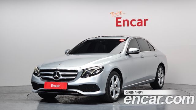 Mercedes-Benz E-Class E220d 4MATIC Avantgarde