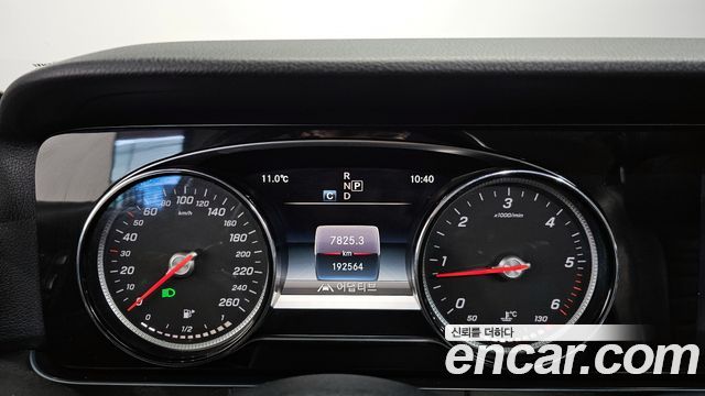 Mercedes-Benz E-Class E220d 4MATIC Avantgarde