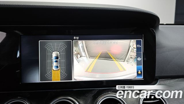 Mercedes-Benz E-Class E220d 4MATIC Avantgarde