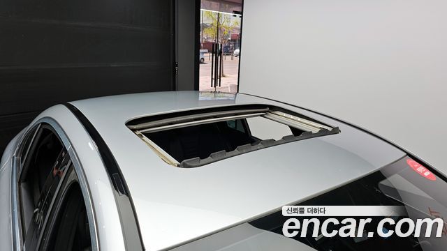 Mercedes-Benz E-Class E220d 4MATIC Avantgarde