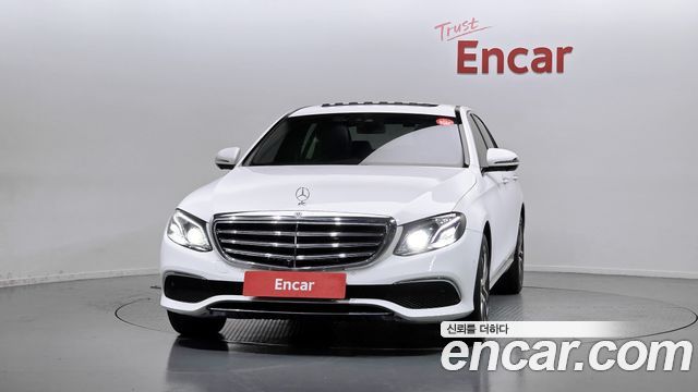 Mercedes-Benz E-Class E300 Exclusive