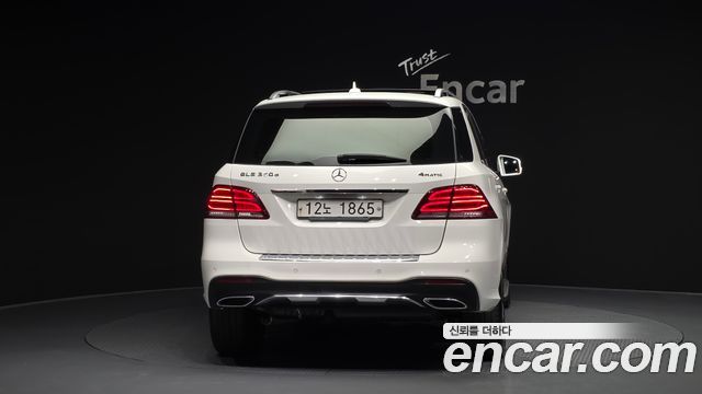 Mercedes-Benz GLE-Class GLE350 d 4MATIC Premium