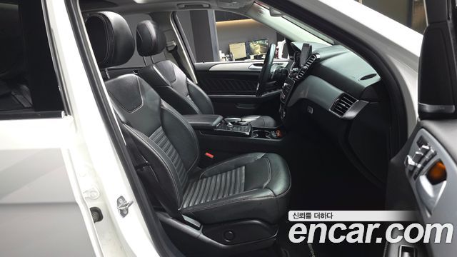 Mercedes-Benz GLE-Class GLE350 d 4MATIC Premium