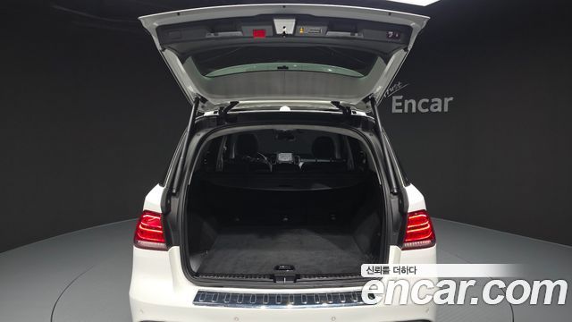 Mercedes-Benz GLE-Class GLE350 d 4MATIC Premium