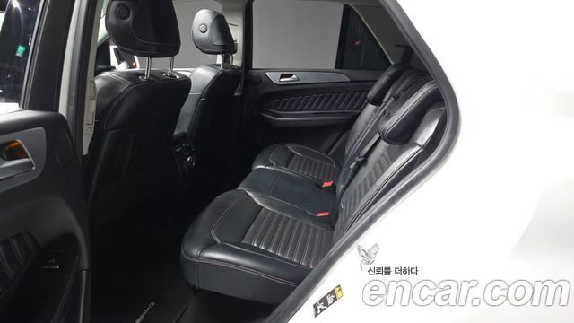 Mercedes-Benz GLE-Class GLE350 d 4MATIC Premium