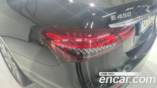 Mercedes-Benz E-Class E450 4MATIC Exclusive
