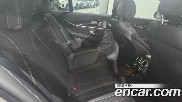 Mercedes-Benz E-Class E450 4MATIC Exclusive
