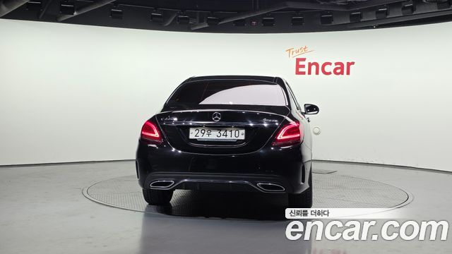 Mercedes-Benz C-Class W205 C220 d 4MATIC AMG Line