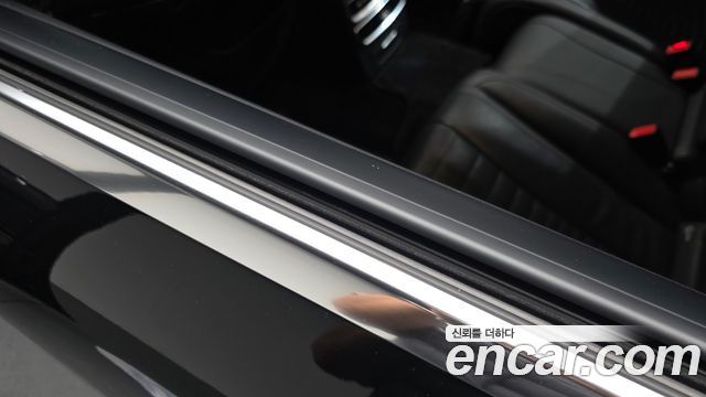 Mercedes-Benz S-Class S560L 4MATIC