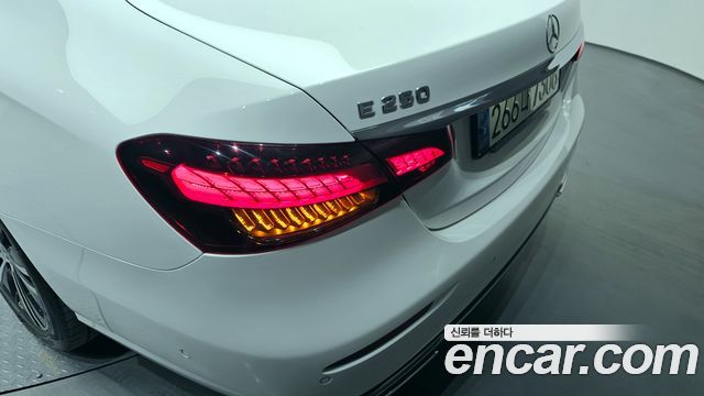 Mercedes-Benz E-Class E250 Avantgarde
